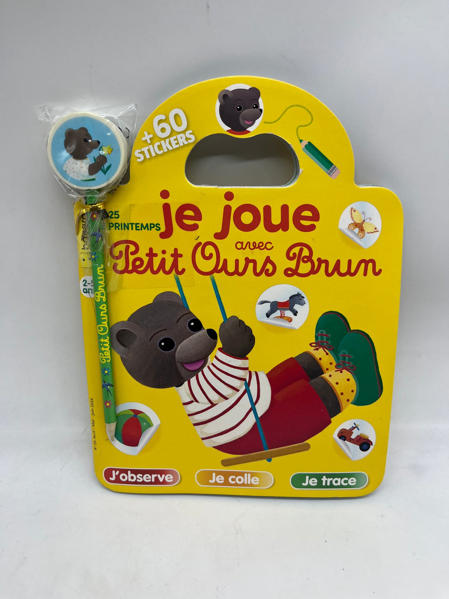Livre d’activité Magazine Je joue avec Petit ours brun jeux histoire stickers Neuf thème Le printemps! Jeux activité stickers