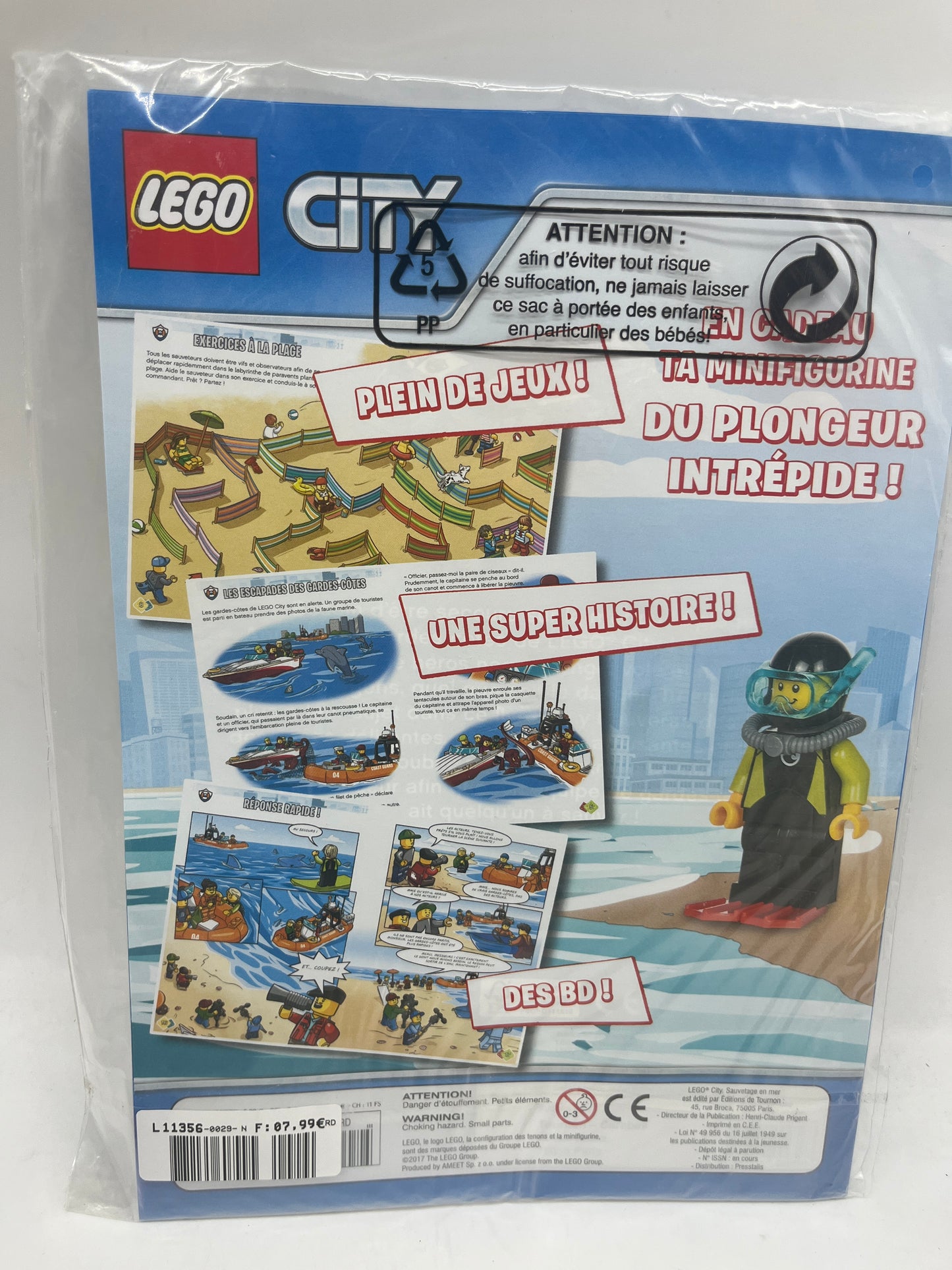 Livre d’activités Magazine LEGO city ! Avec sa figurine Sauvetage en mer neuf sous blister !