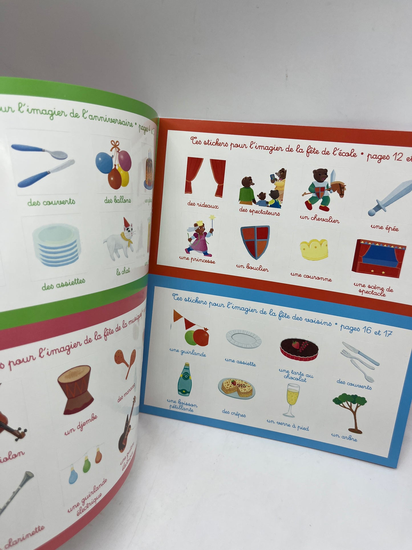 Livre d’activité magazines Je colle avec Petit Ours brun thème La fête  avec ses gommettes   Neuf