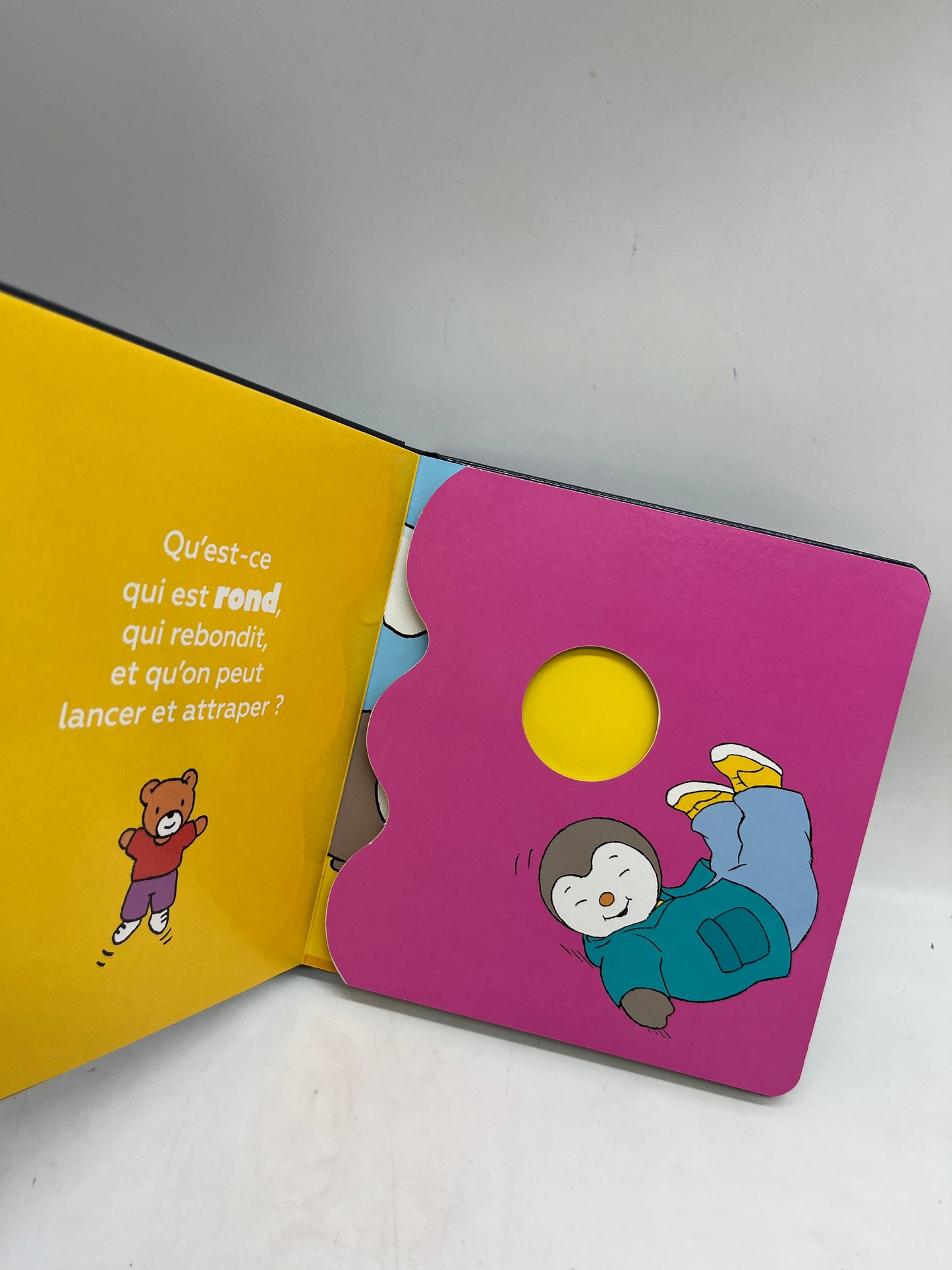 Livre T’choupi Devine les formes avec grand volet à soulever Neuf