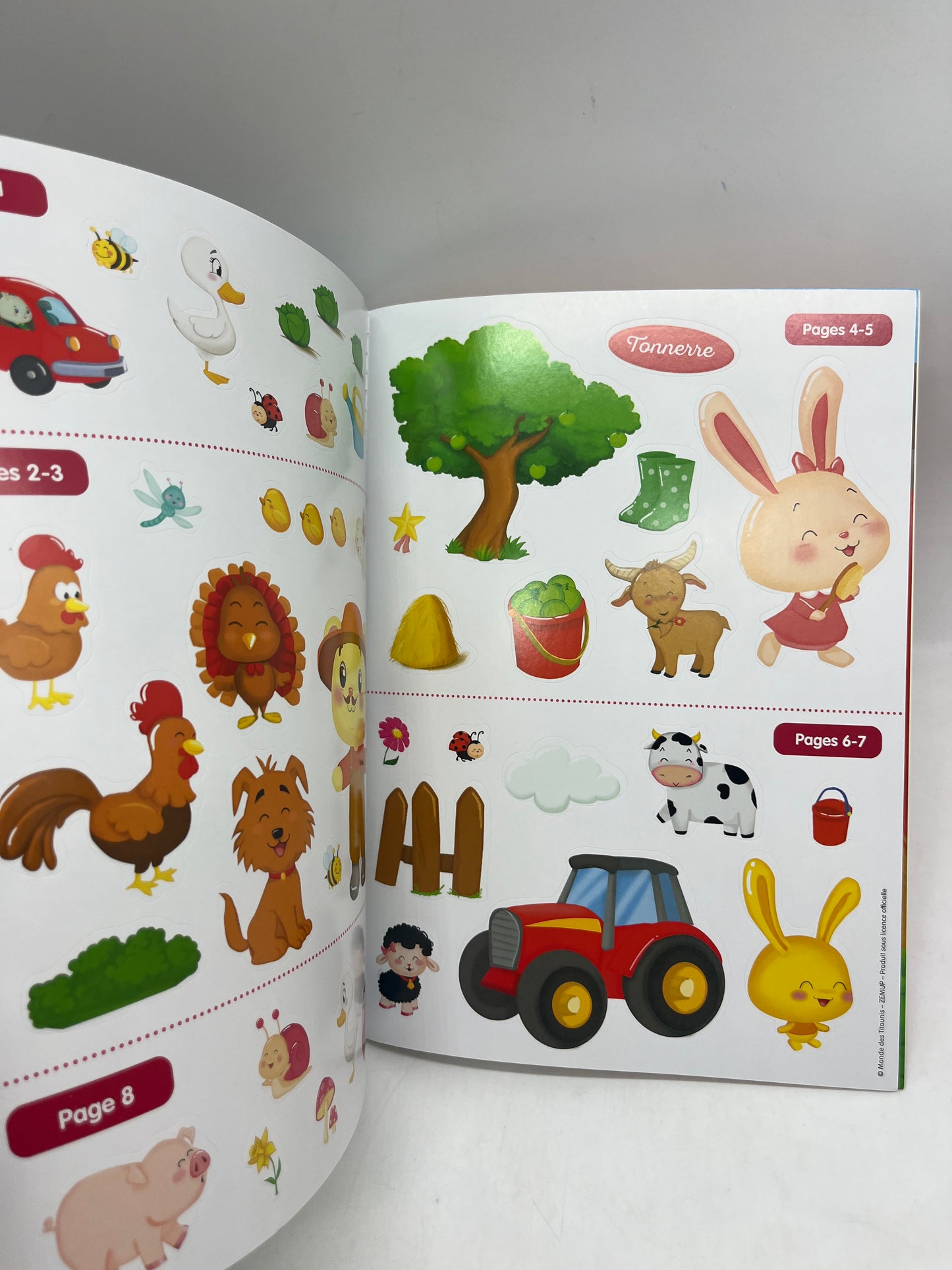Livre d’activité magazine les Titounis à la ferme Avec gommettes et imagier Neuf