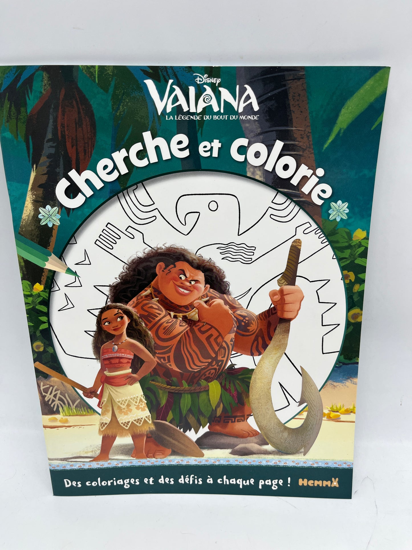 livre Cherche et trouve colorie thème Disney Princesse Vaisna  à colorier  Neuf