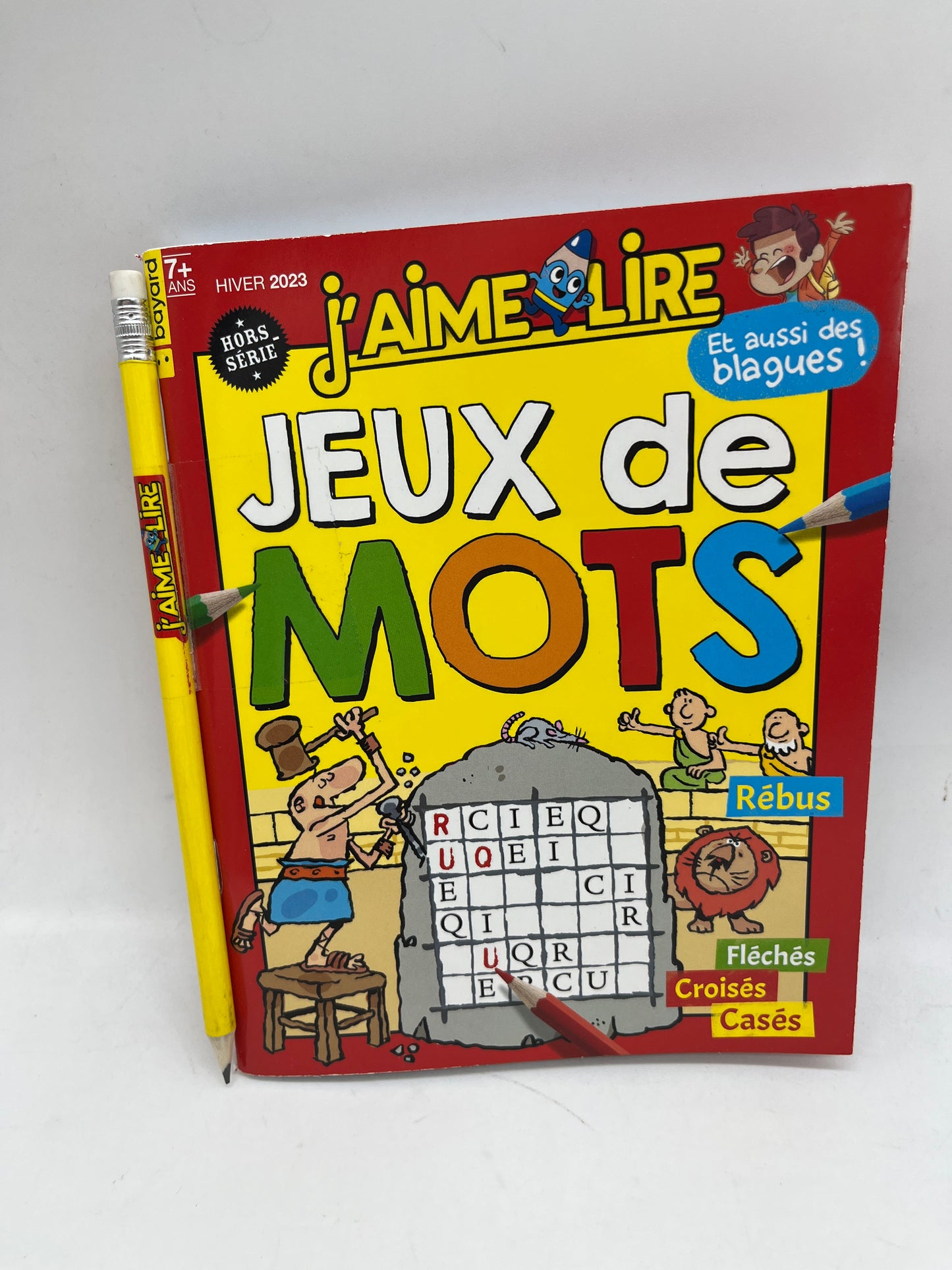 Livre d’activité Magazine J’aime lire  spécial Jeux avec tes héros préféré Neuf !