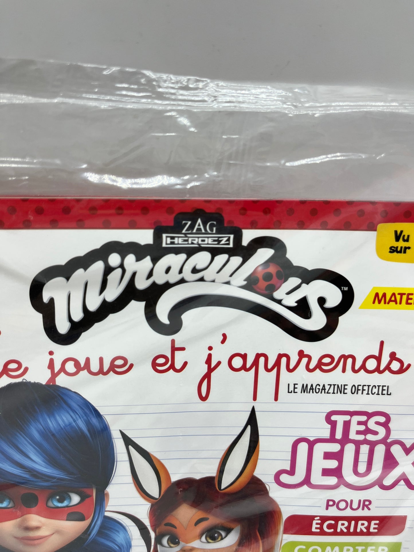 Livre d’activité magazines Disney Miraculous avec son porte clefs Je joue J'apprends spécial Maternelle Neuf