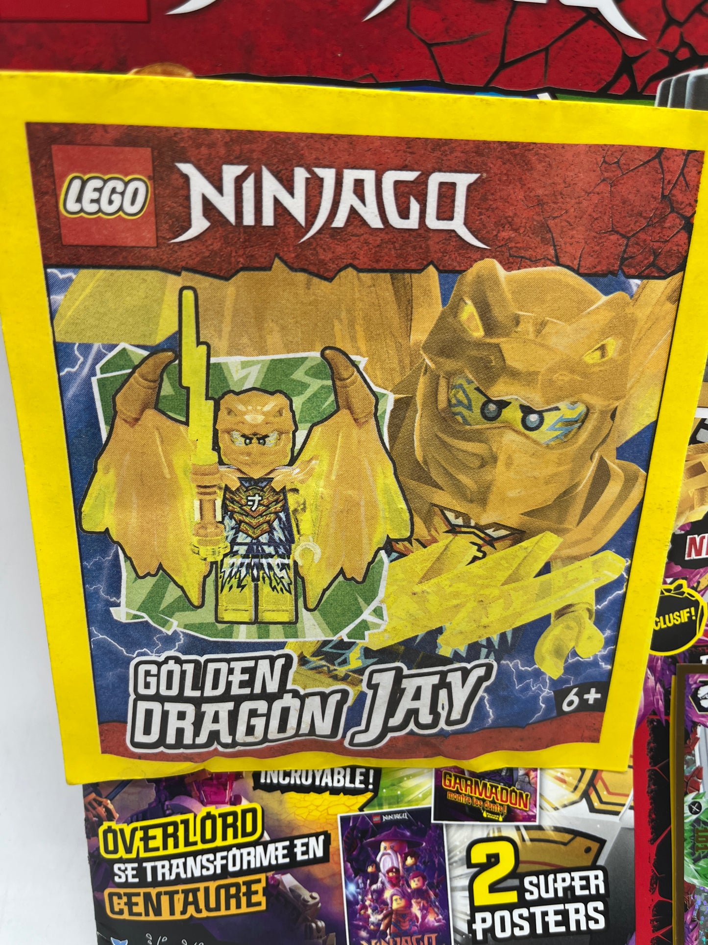 livre d’activité Magazine Lego Ninjago  avec sa mini figurine Golden Dragon Jay Neuf !