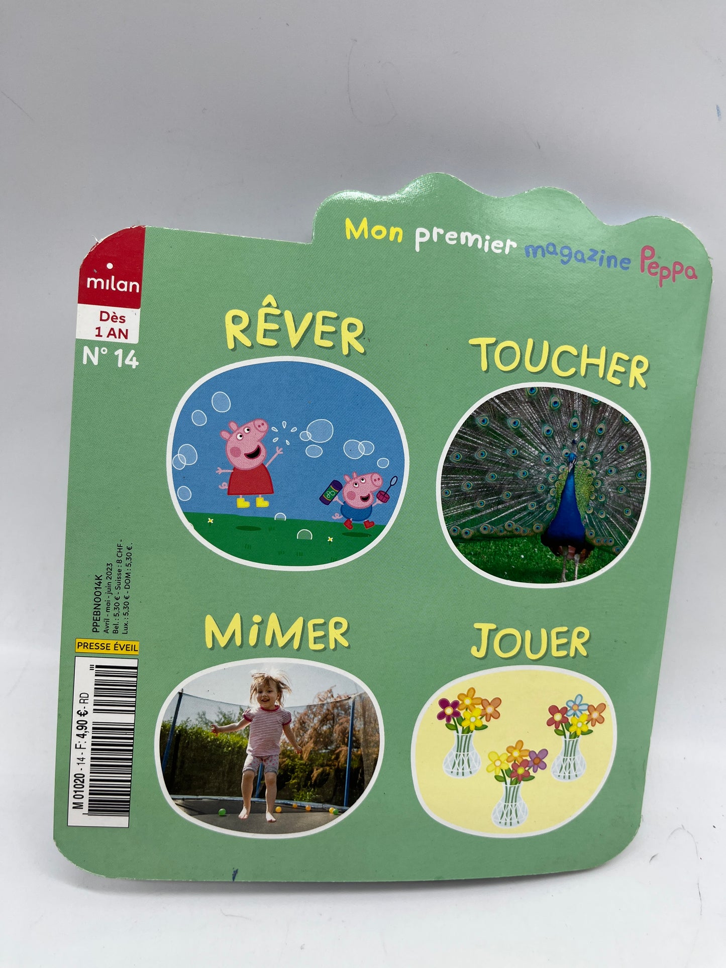 Livre d’activités Magazine À petit pas avec Peppa pig dès 1 ans avec gommettes jeux histoire Neuf
