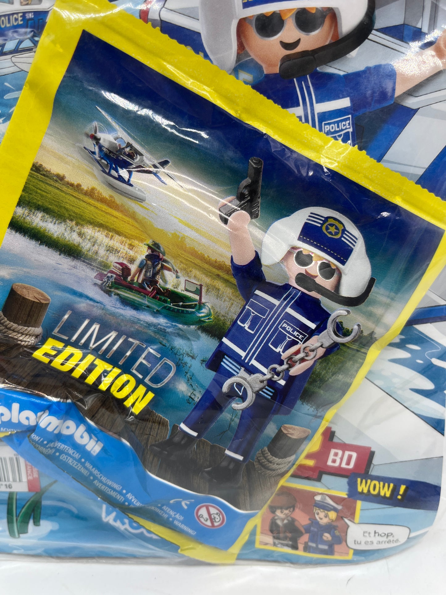 Livre D’activité magazine Playmobil  mag presse avec sa figurine Jules le pilote policier  jamais ouvert Neuf