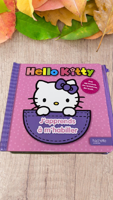Livre Hello Kitty J'apprends à m'habiller Neuf !
