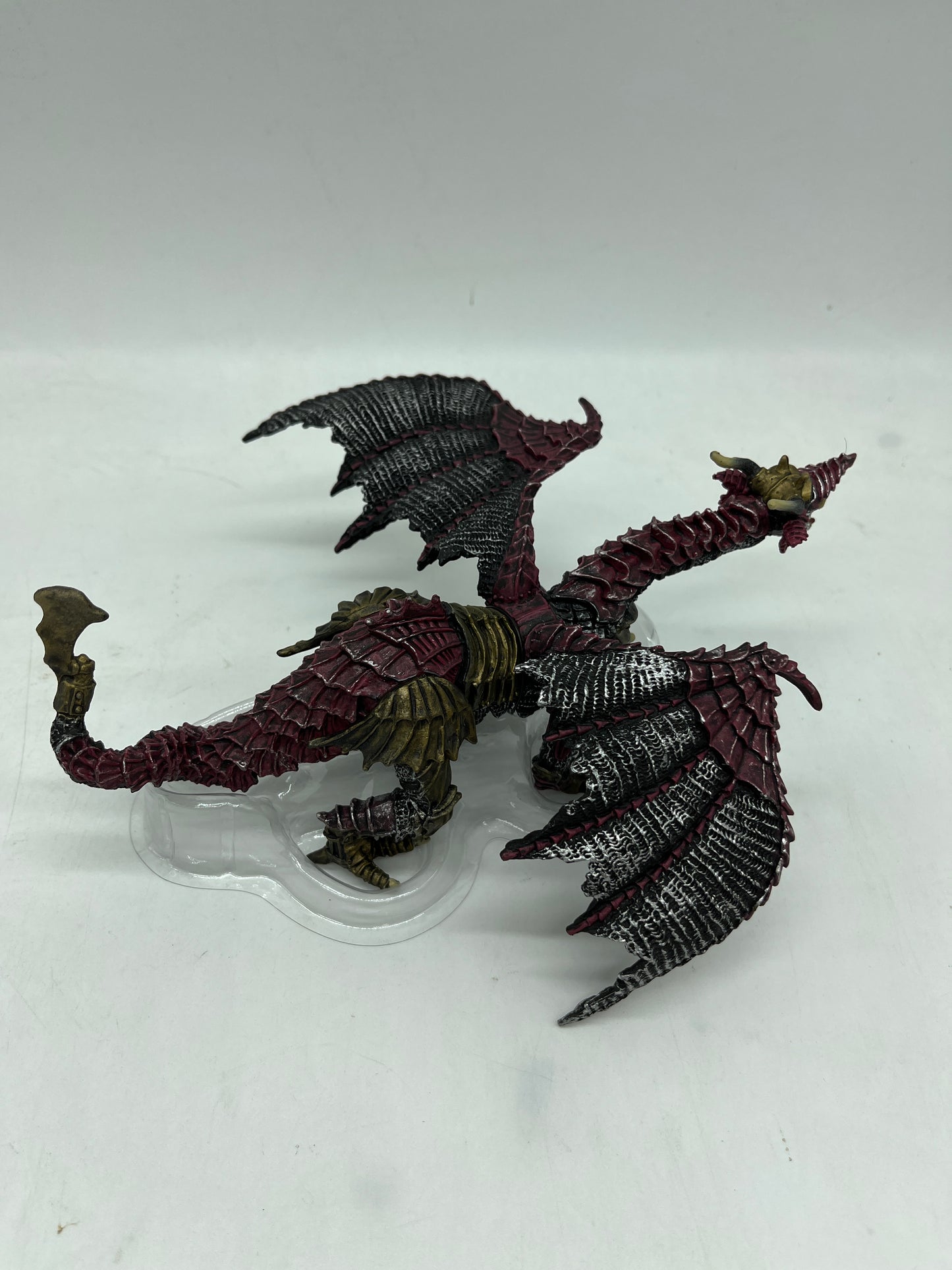 Figurine Plastoy Dragon à 4 pattes  bordeau or Neuf avec étiquette