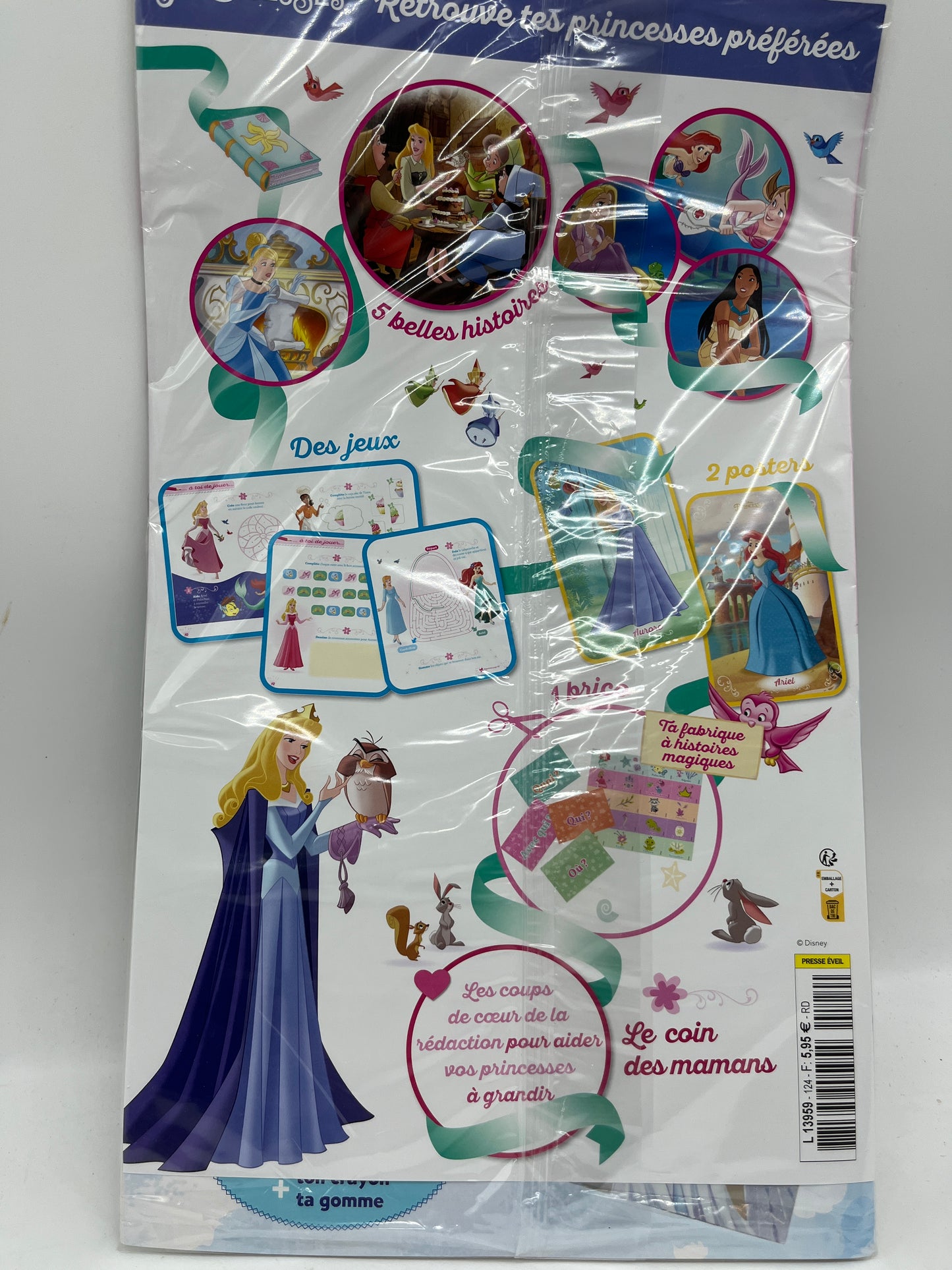 Livre d’activité magazinesprincesses disney avec son kit Habille tes princesses  Neuf
