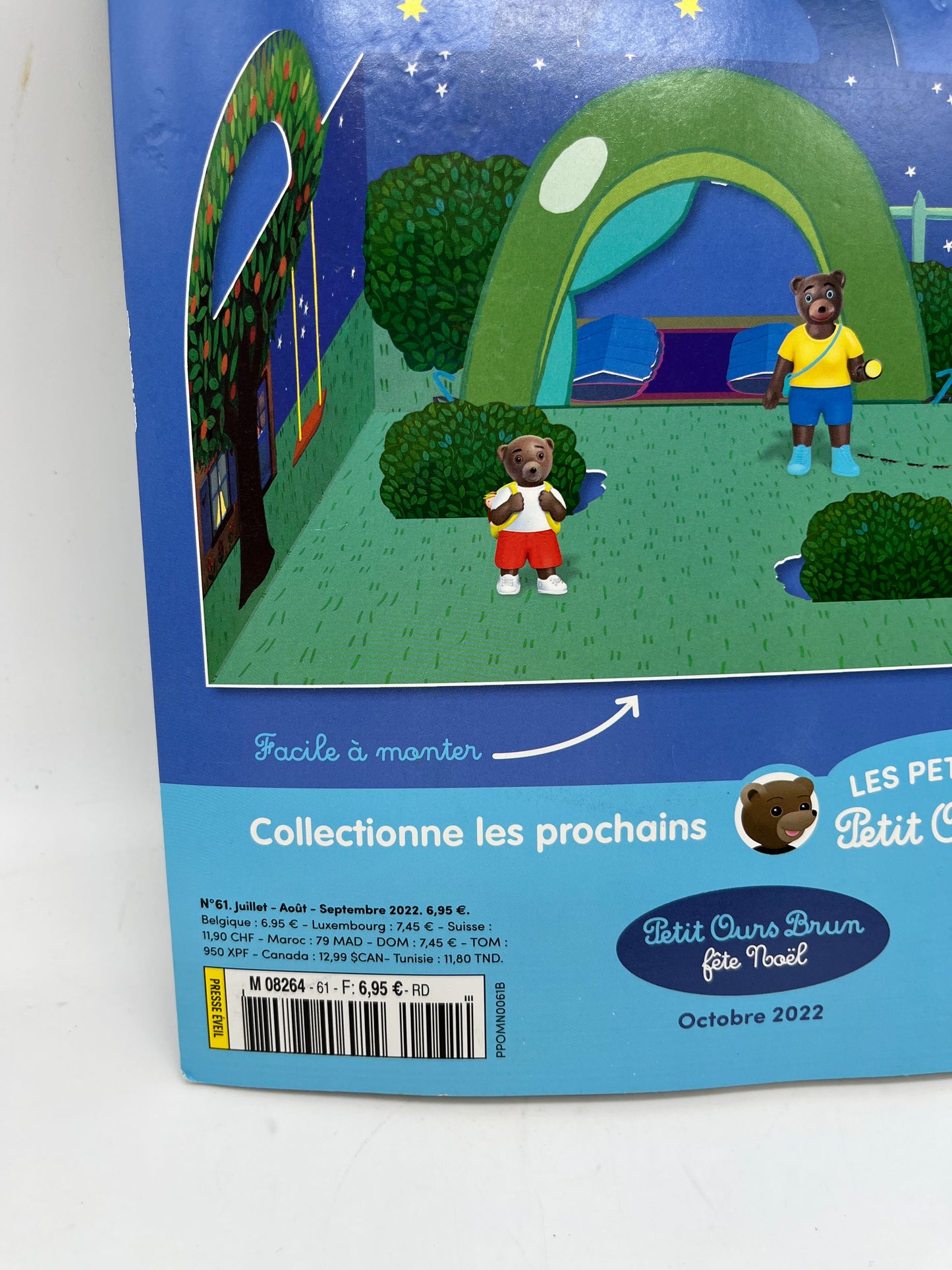 Livre d’activité Magazine  Les petits mondes de Petit Ours brun modèle à la belle étoile avec ses 2 figurines Neuf