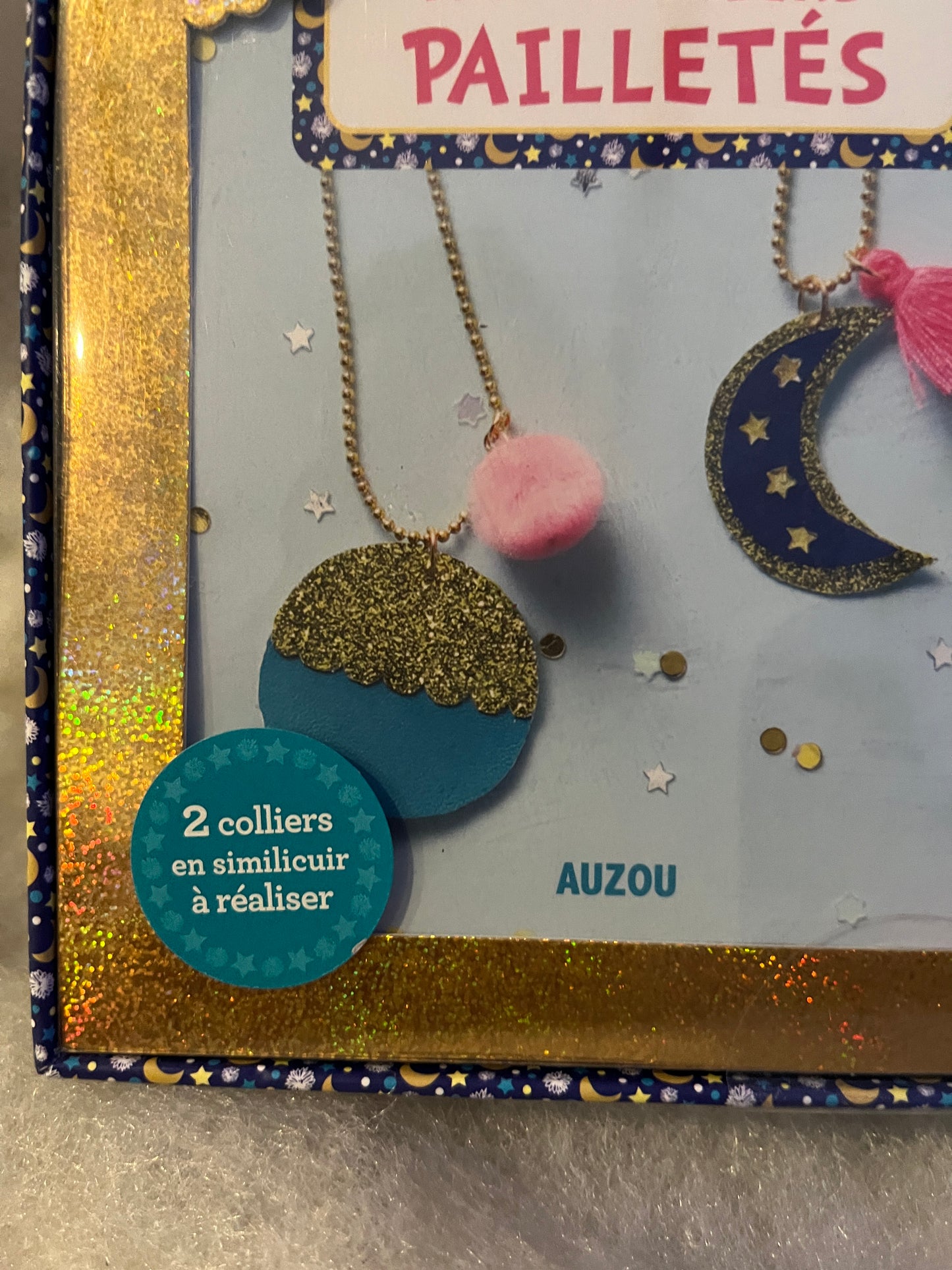 Coffret Bijoux  Mes colliers pailletés activité manuelle Edition Auzou Neuf