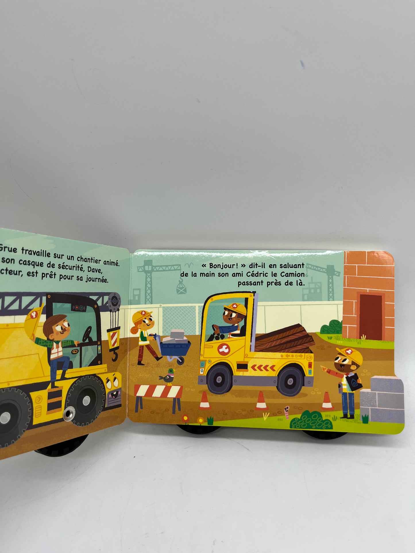 Livre Véhicule le petit pilote GRETA La grue entièrement cartonné Neuf