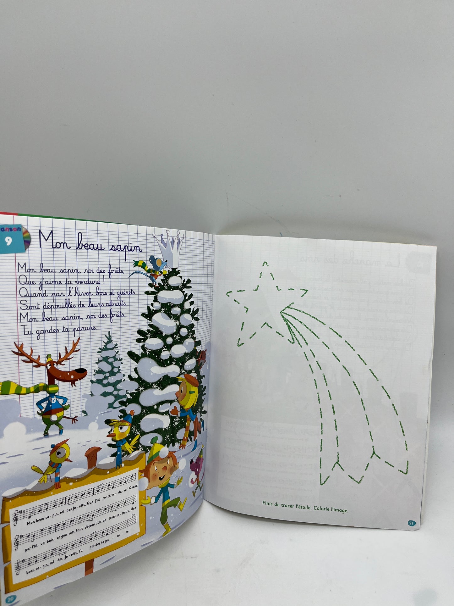 Livre activité magazines Comptines avec Cd et ses activités Special Noël