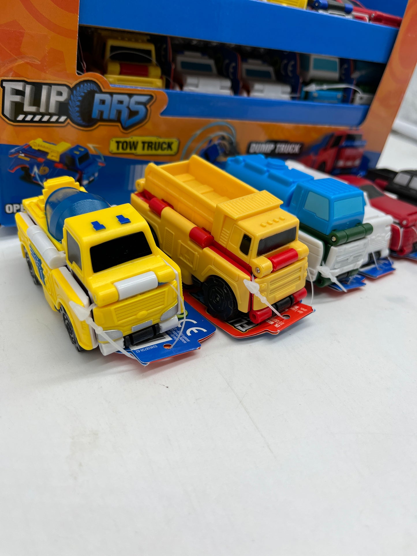 Lot de 6 voitures transformable Flips Cars 2 en 1 Neuf Pack Collection complète